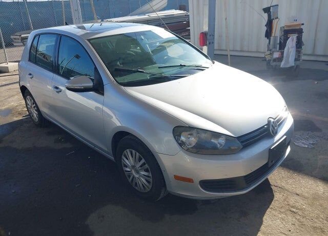 2012 VOLKSWAGEN Golf