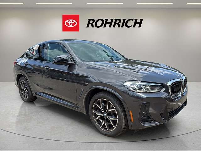 2022 BMW X4