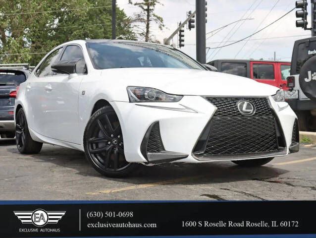 2017 LEXUS IS