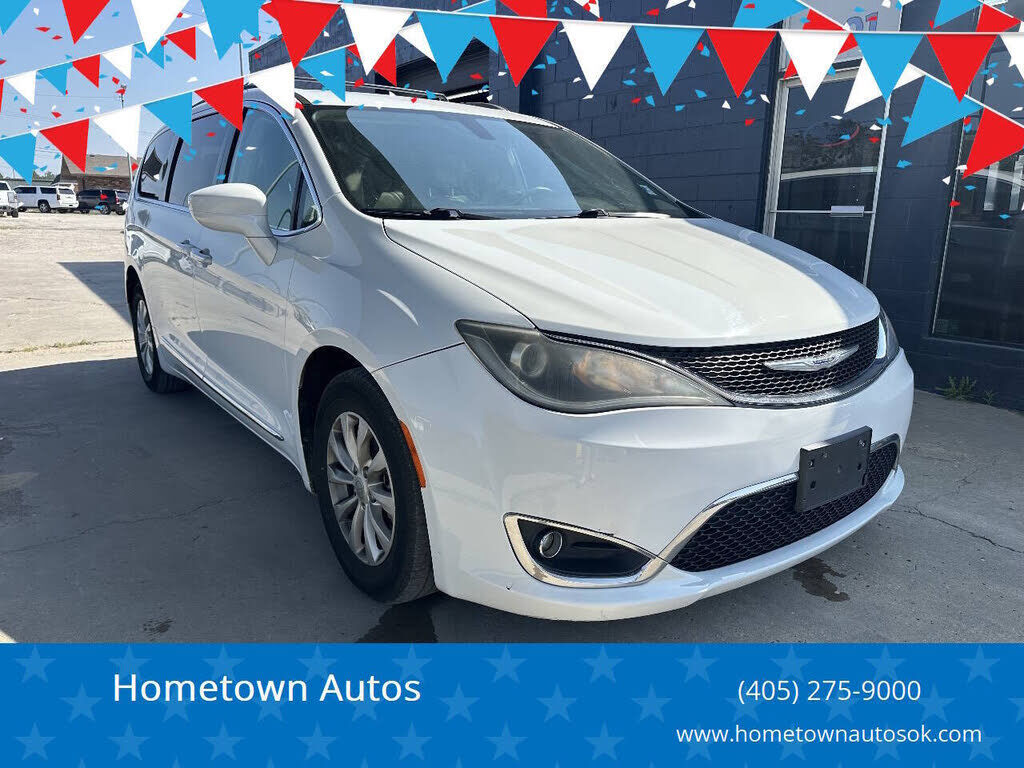 2017 CHRYSLER Pacifica