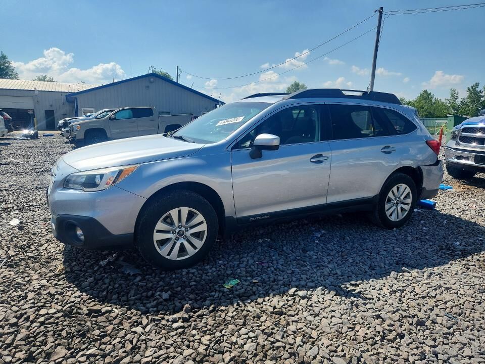 2015 SUBARU Outback