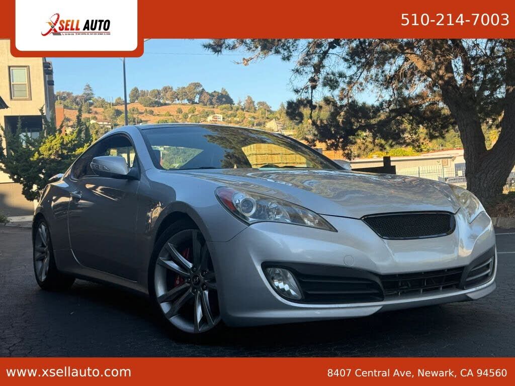2011 HYUNDAI Genesis Coupe