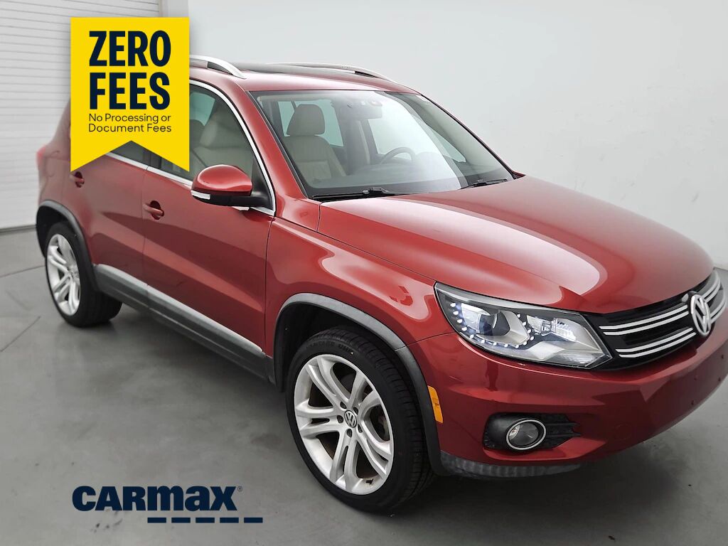 2016 VOLKSWAGEN Tiguan