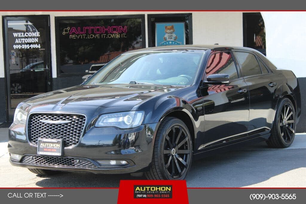 2021 CHRYSLER 300