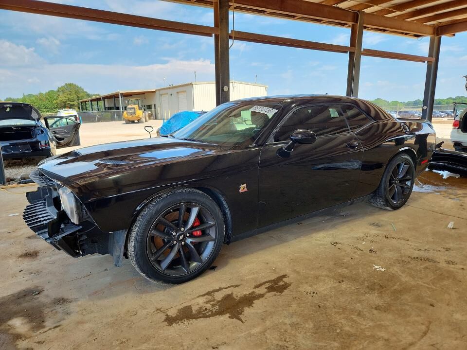2019 DODGE Challenger