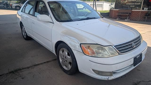 2003 TOYOTA Avalon
