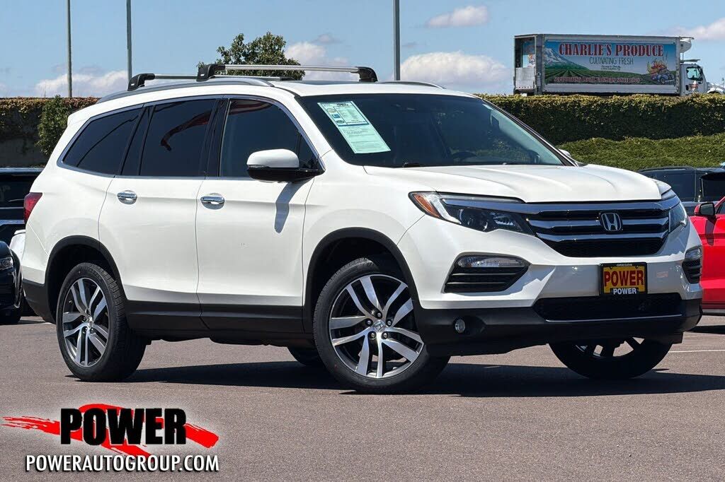 2017 HONDA Pilot