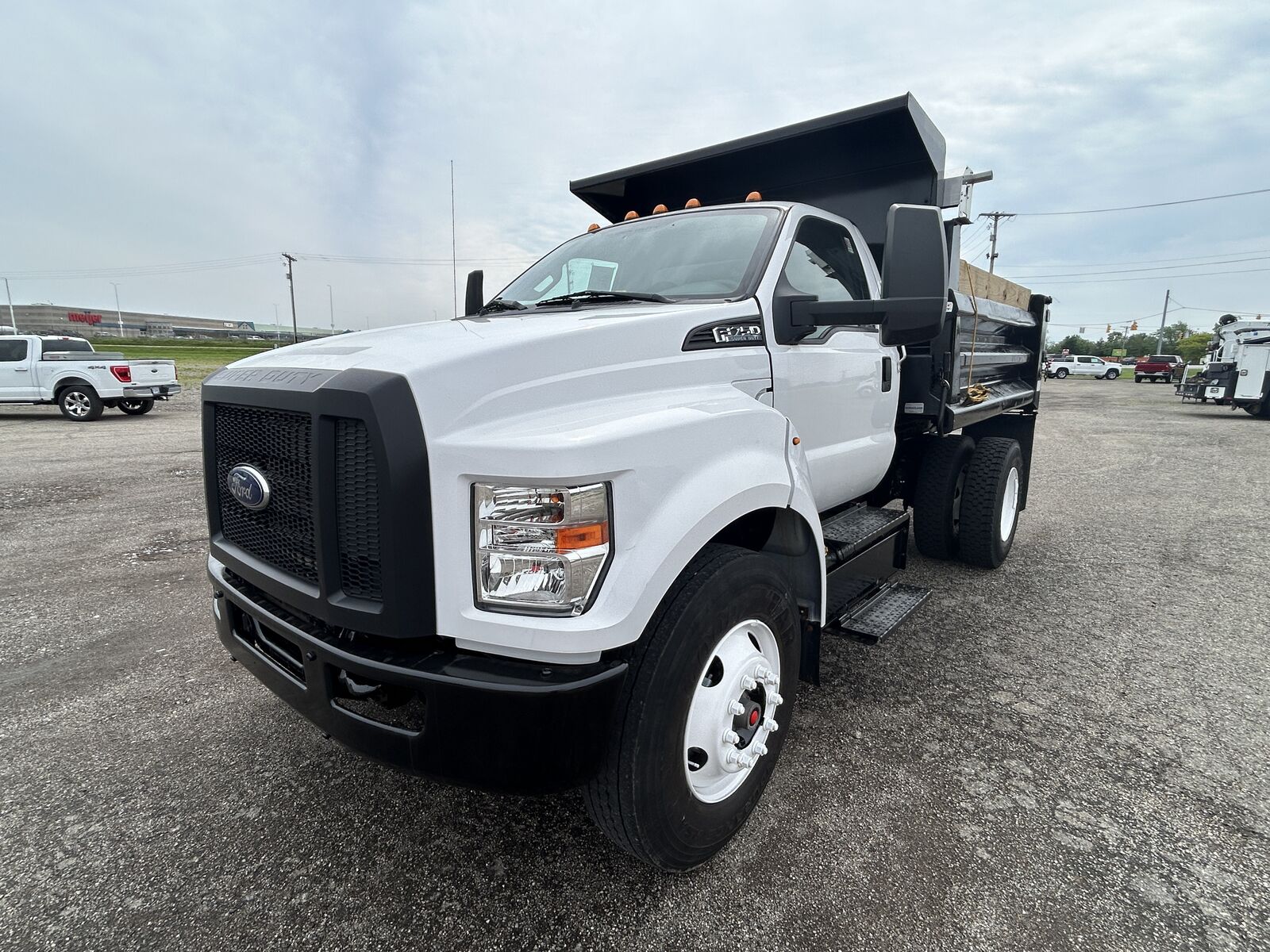 2019 FORD F-750