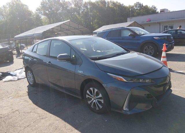 2021 TOYOTA Prius