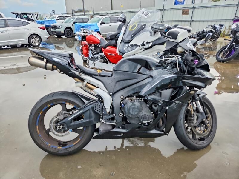 2007 HONDA CB