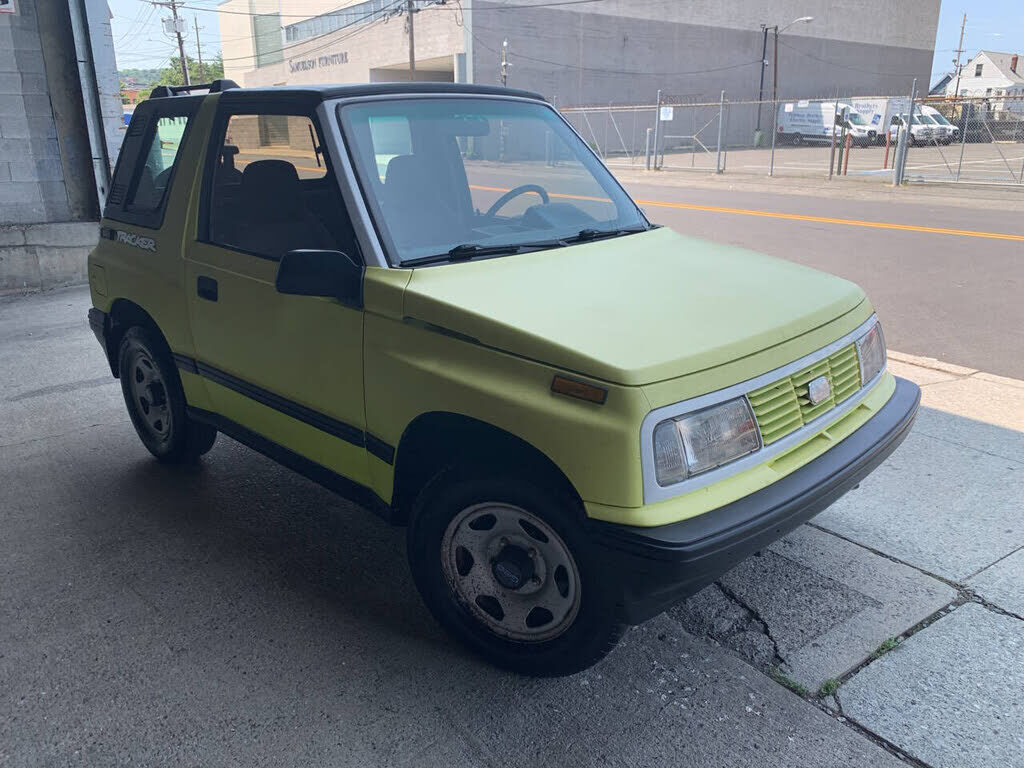 1994 GEO Tracker