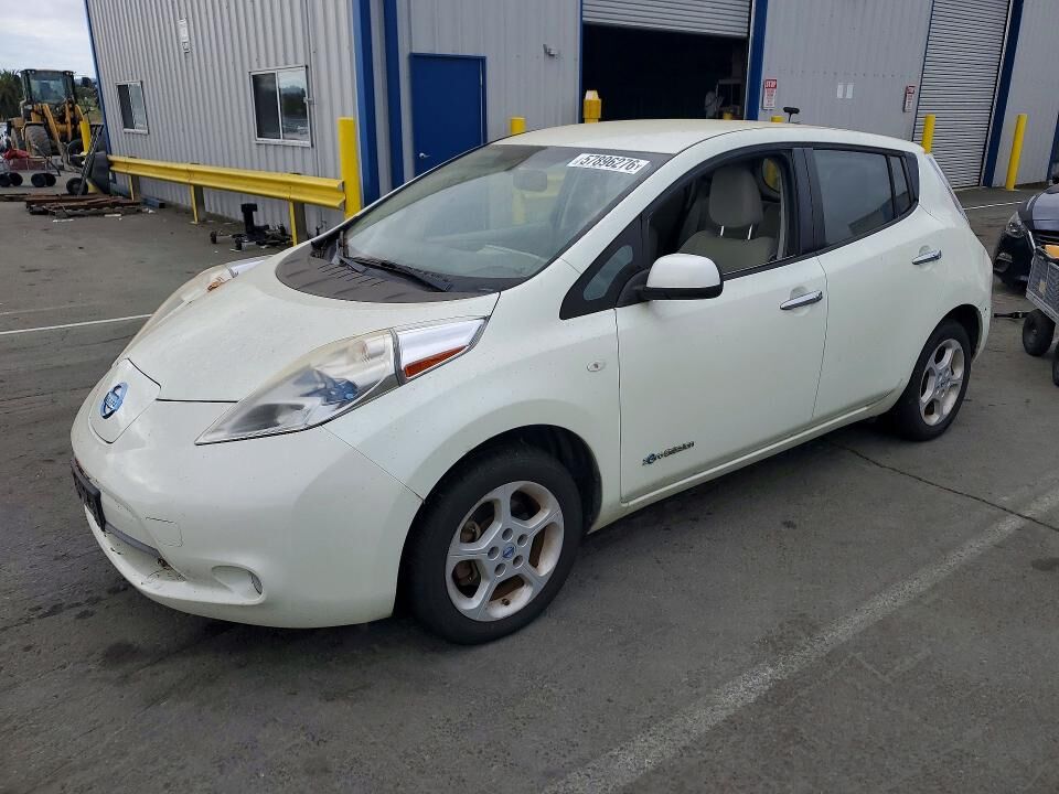 2011 NISSAN Leaf