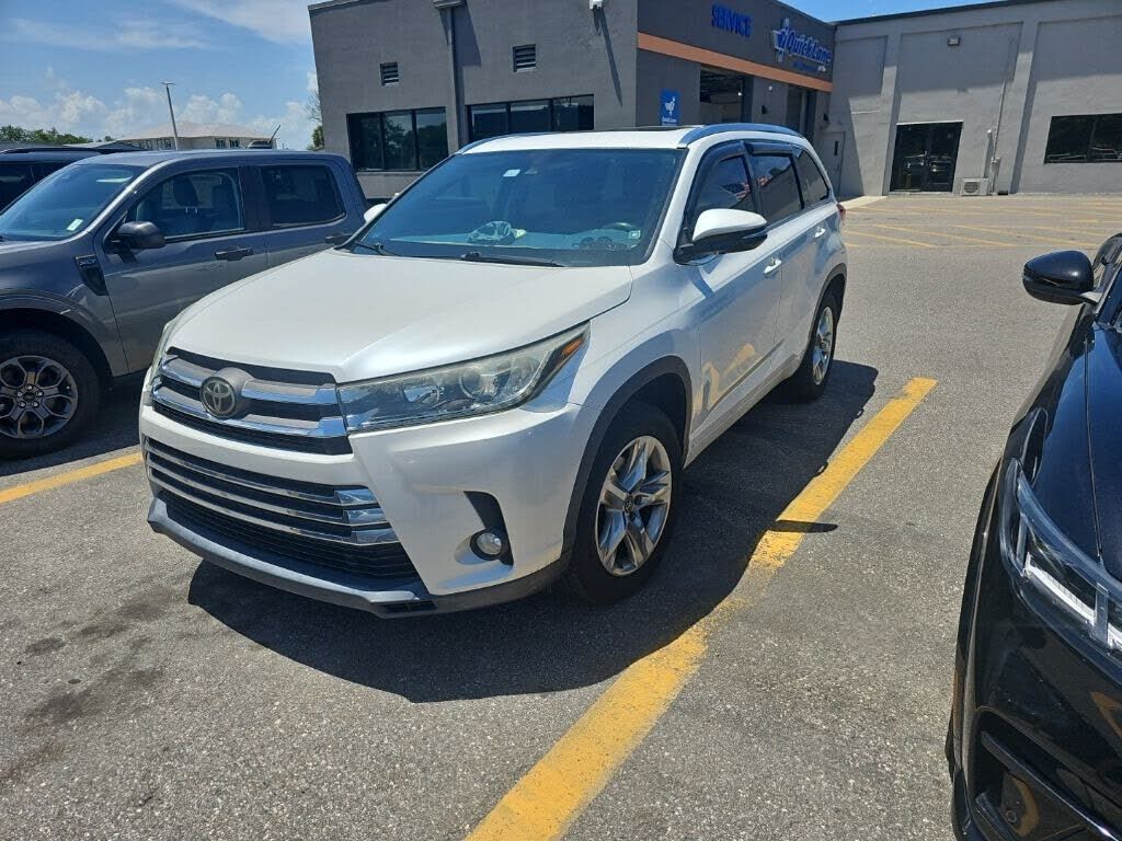 2018 TOYOTA Highlander