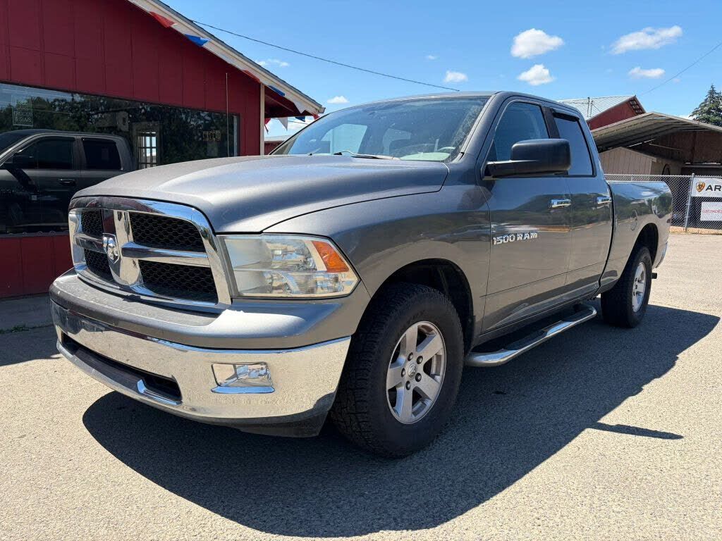 2012 DODGE Ram