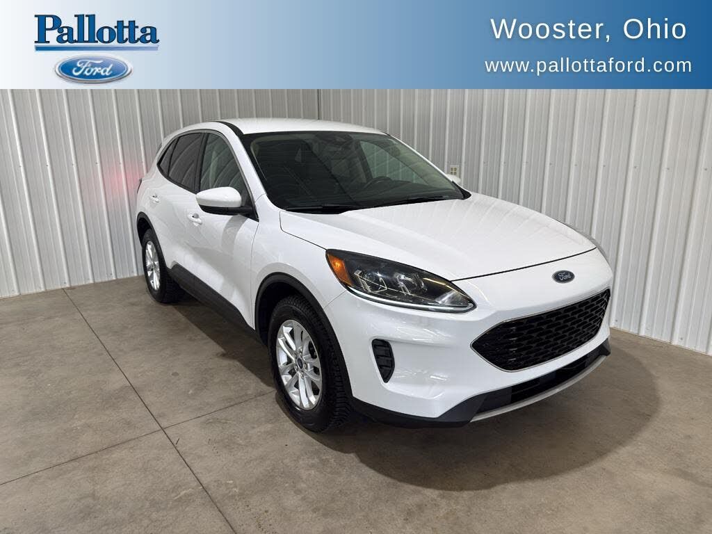 2020 FORD Escape