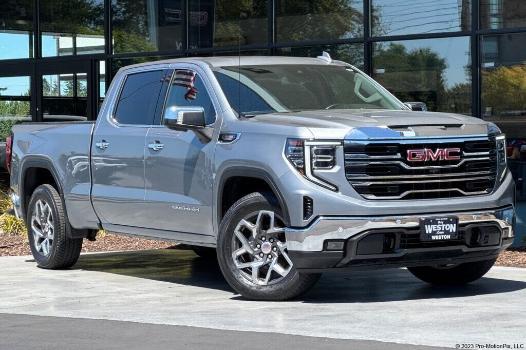 2023 GMC Sierra