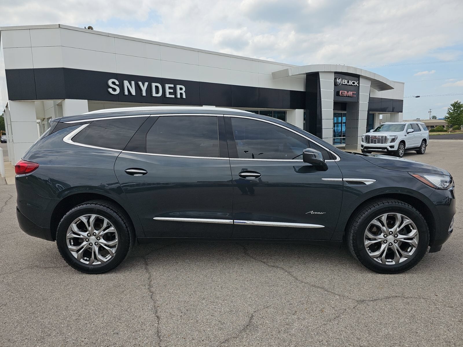 2019 BUICK Enclave