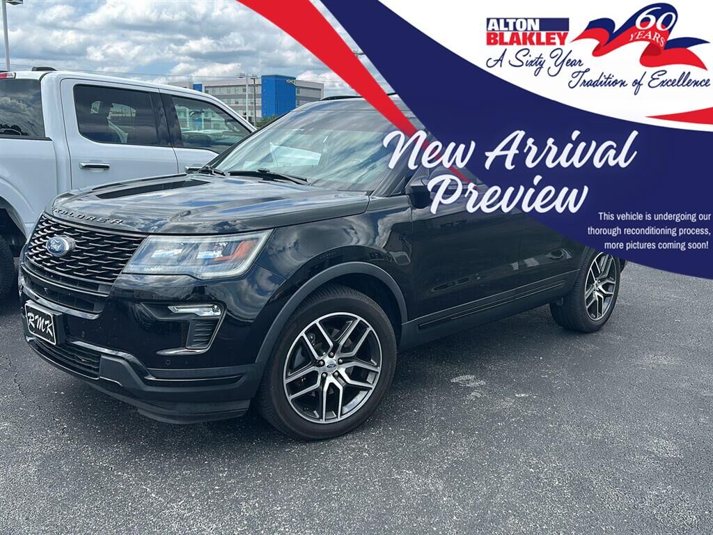 2018 FORD Explorer