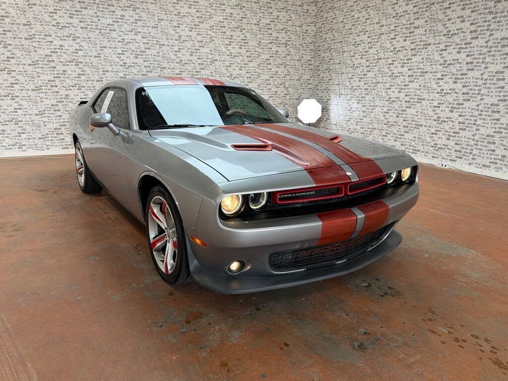 2016 DODGE Challenger