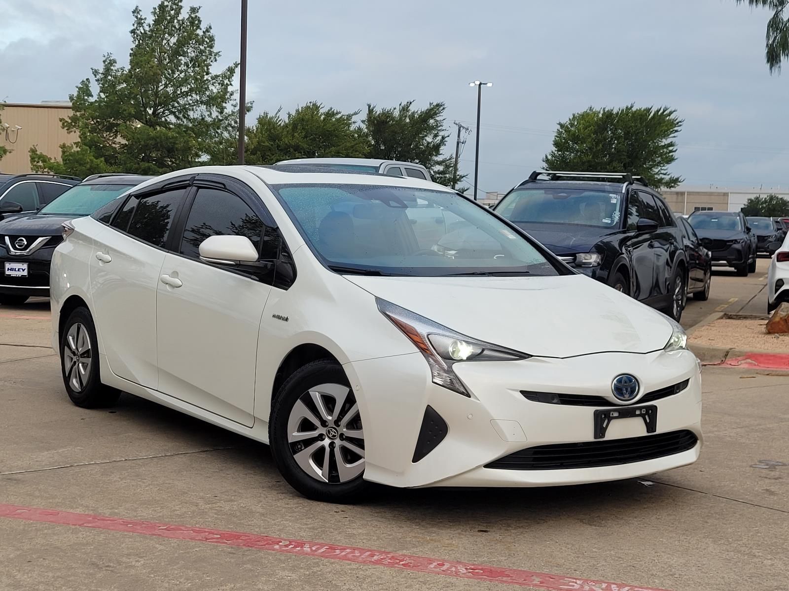 2016 TOYOTA PRIUS