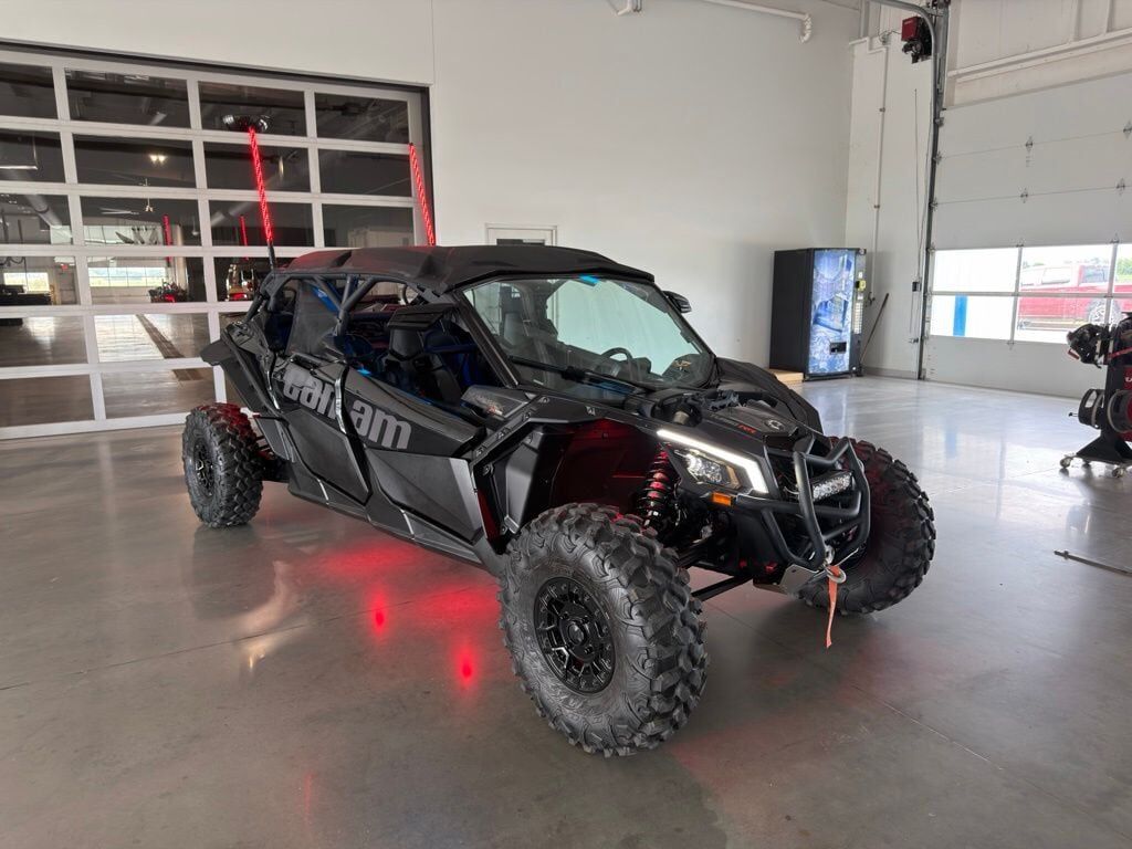 2023 CAN-AM Maverick X3