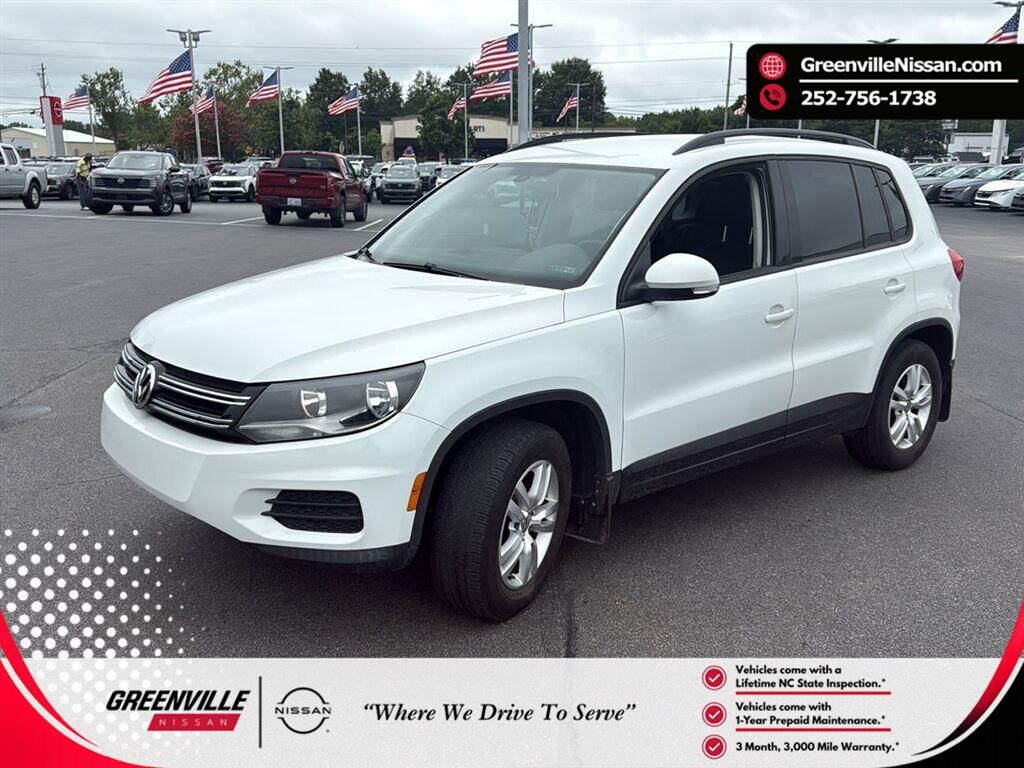 2017 VOLKSWAGEN Tiguan