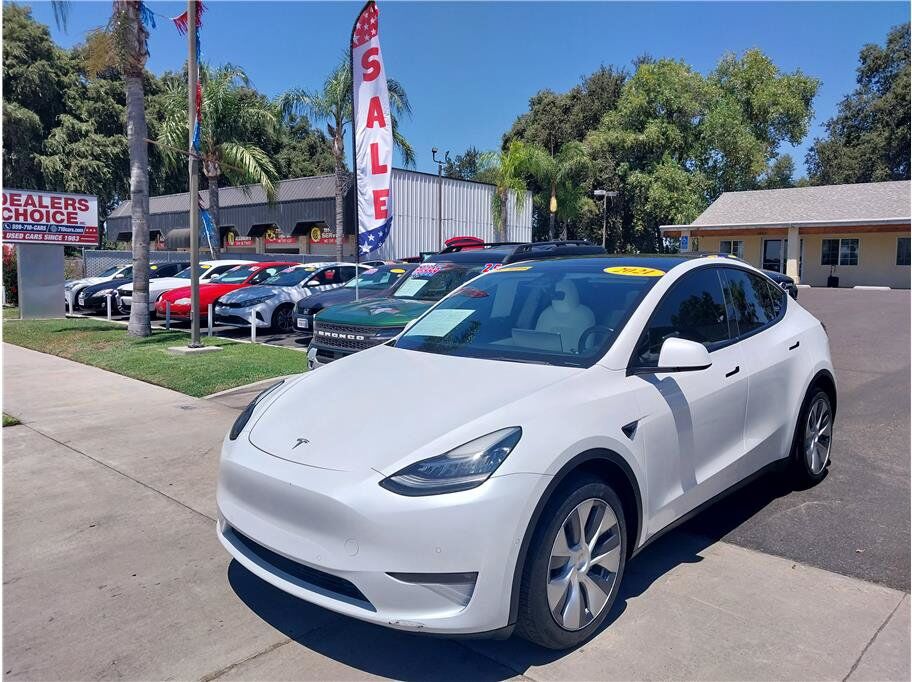 2021 TESLA Model Y
