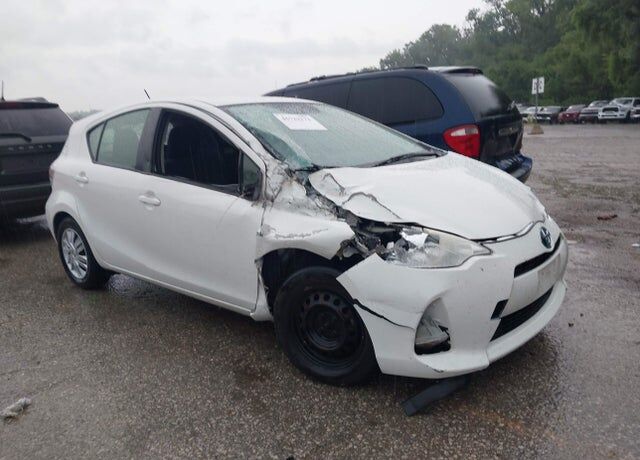 2014 TOYOTA Prius
