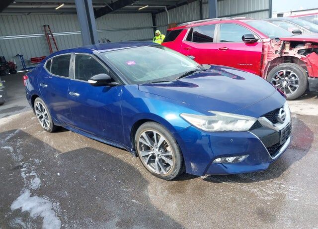 2017 NISSAN Maxima