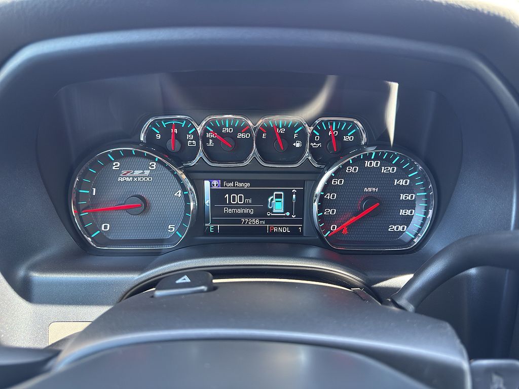 2018 CHEVROLET Silverado