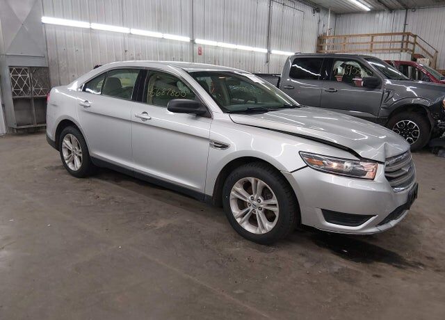 2016 FORD Taurus