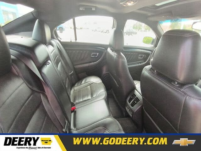 2013 FORD Taurus