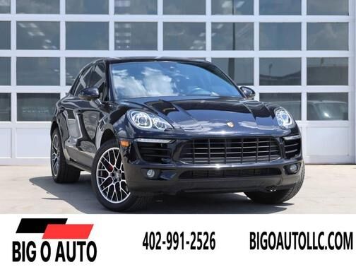 2018 PORSCHE Macan