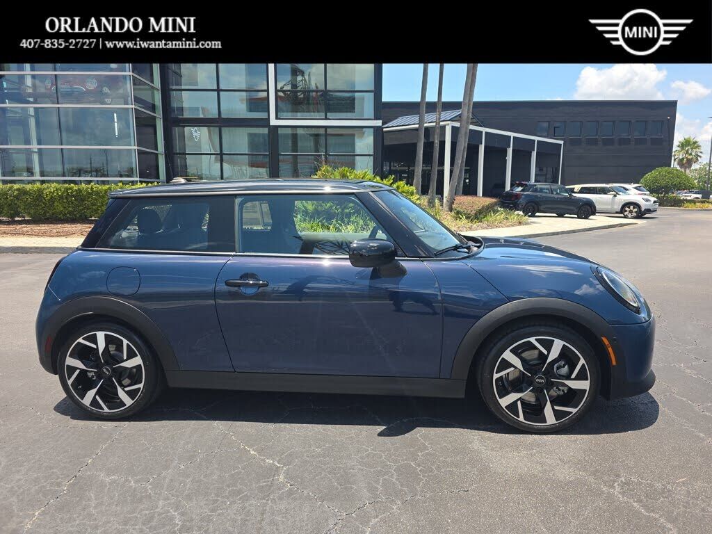 2025 MINI Hardtop