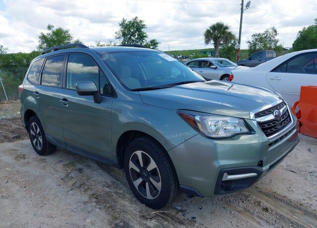 2018 SUBARU Forester
