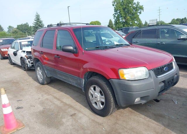 2004 FORD Escape
