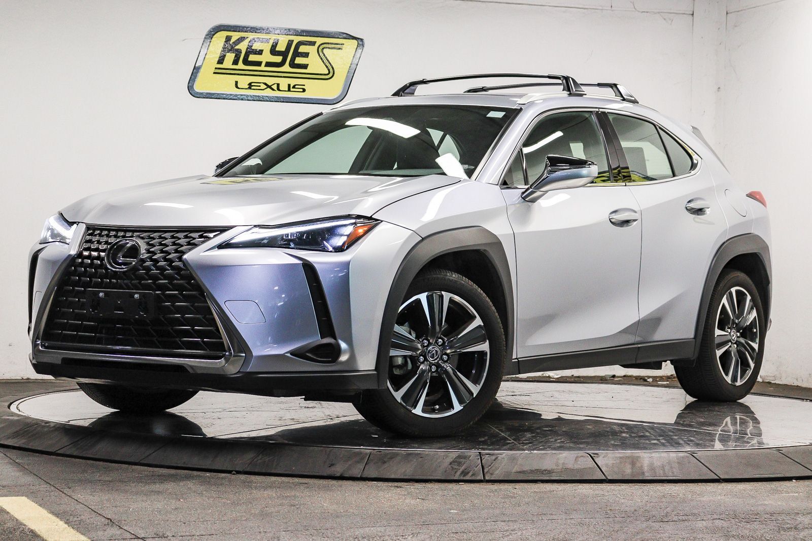 2025 LEXUS UX