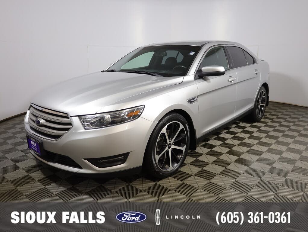 2015 FORD Taurus