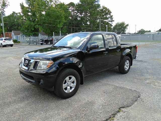 2012 NISSAN Frontier