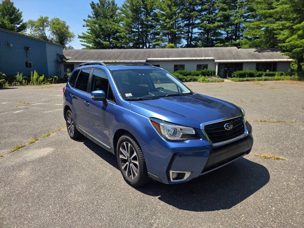 2017 SUBARU Forester