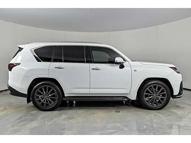 2025 LEXUS LX