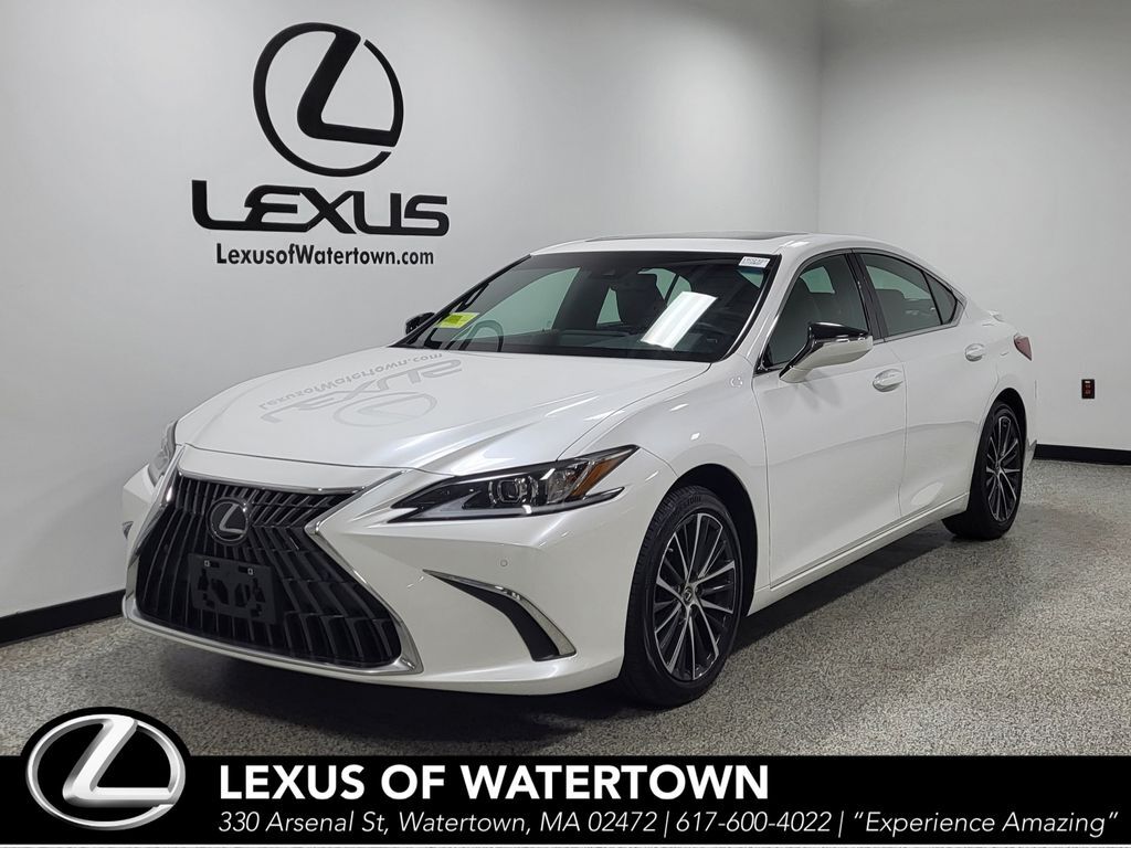 2025 LEXUS ES