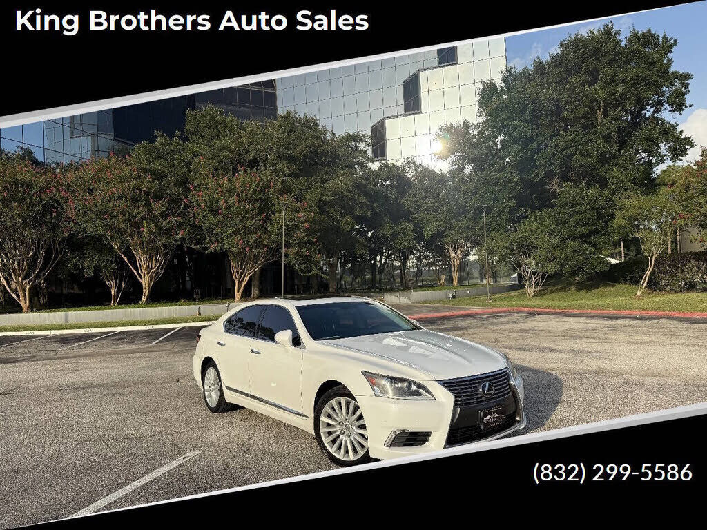 2013 LEXUS LS