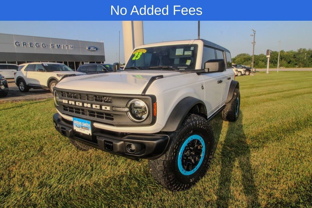 2023 FORD Bronco