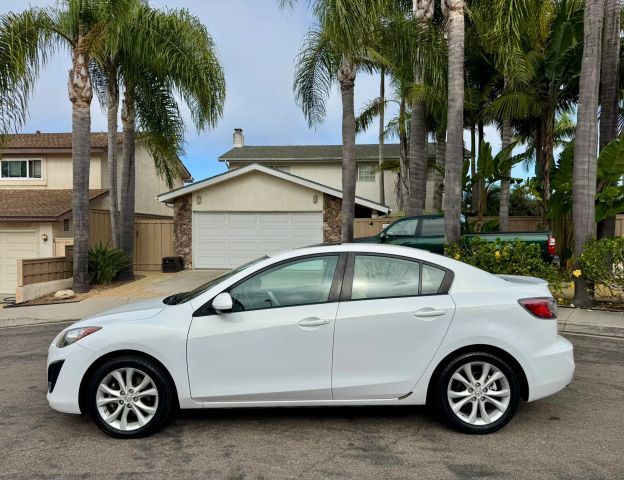 2010 MAZDA Mazda3