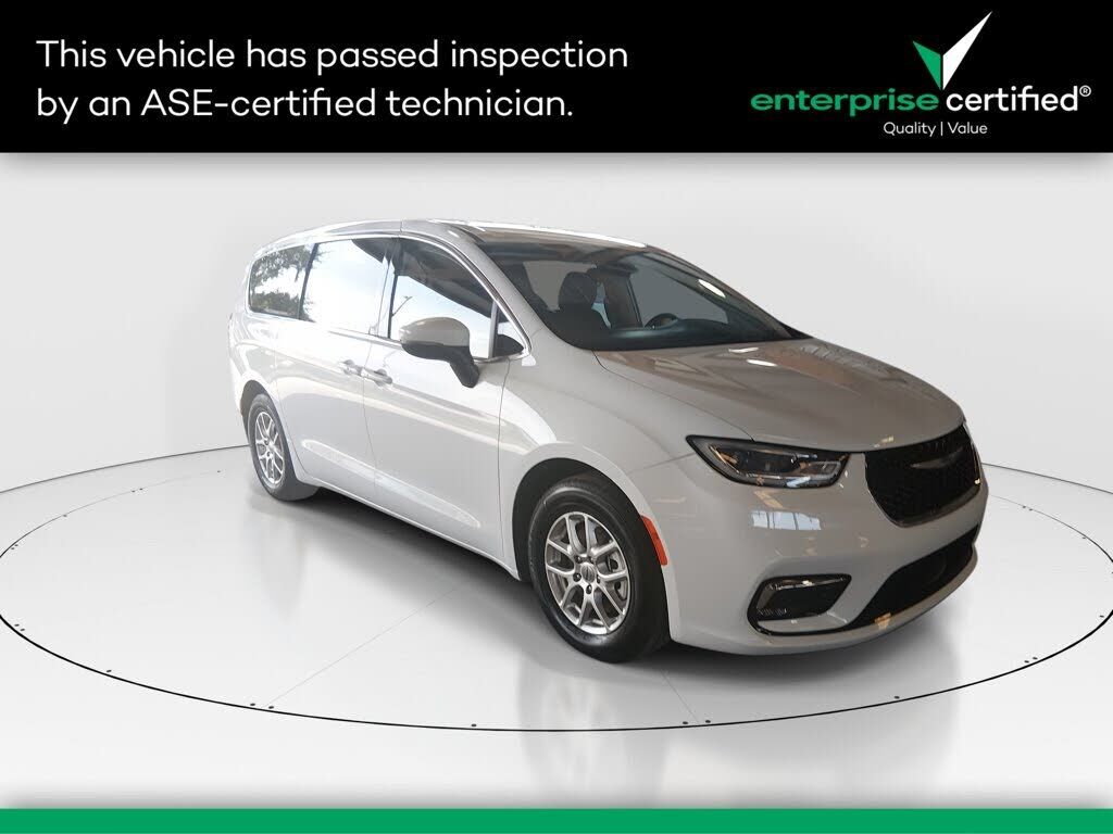 2023 CHRYSLER Pacifica