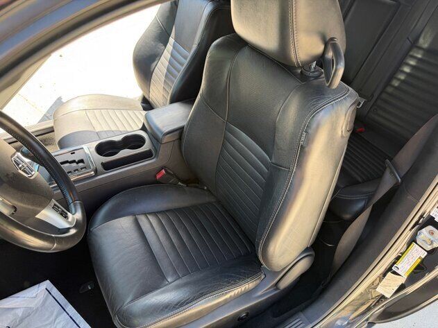 2013 DODGE Challenger