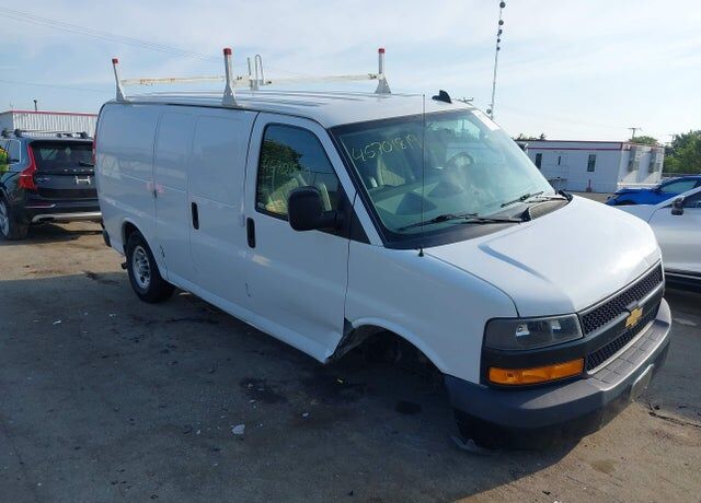 2021 CHEVROLET Express