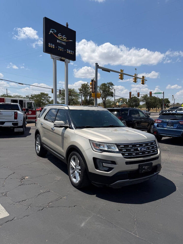 2017 FORD Explorer