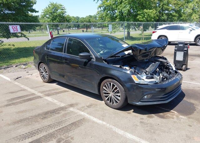 2016 VOLKSWAGEN Jetta